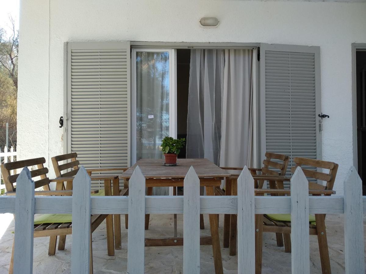 Palm Tree House By The Beach Skhoinos ภายนอก รูปภาพ